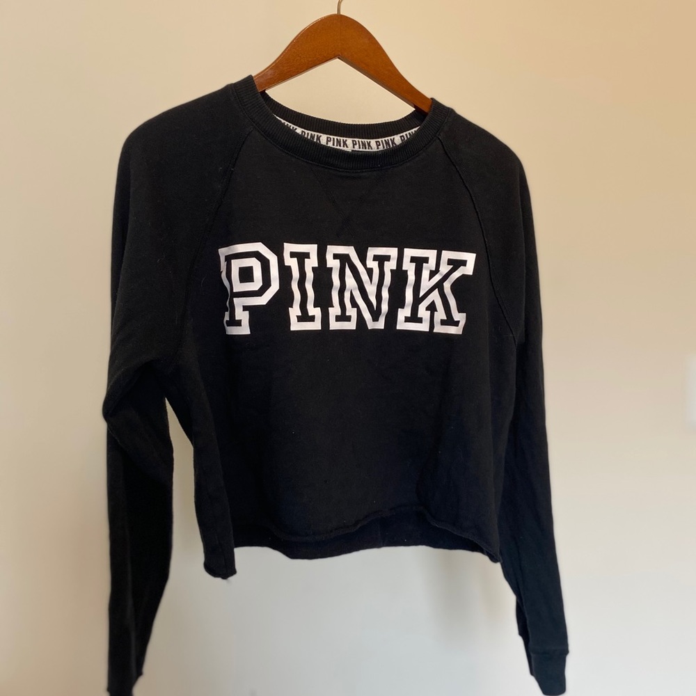 Pink by VS Cropped Top in Black sz Sm